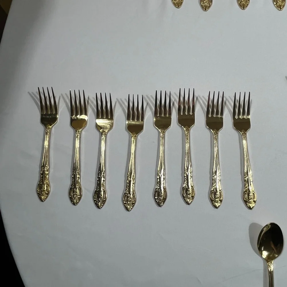 H.S. LTD Flatware Set Unisex 45pc Gold Ornate Floral Scroll Stainless Steel